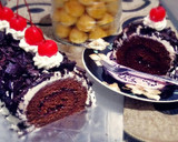 Foto langkah ke 9 dari resep Blackforest Roll Cake.