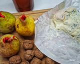 Foto del passaggio 1 della ricetta Pere al forno con zola, noci e miele
