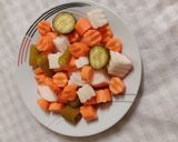 صورة لخطوة 1 من وصفة مخلل مشكل 🥕🥒🥕🌶️