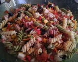 Foto del paso 4 de la receta: Ensalada de pasta multicolor 🎨