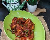 Foto langkah ke 5 dari resep Ayam Tumis Cabe Hijau.