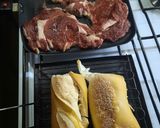 Foto del paso 3 de la receta: Sandwichs de bife de chorizo con queso