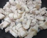 รูปขั้นตอนการทำที่ 2 ของ กากหมูทอด(ติดเนื้อ)