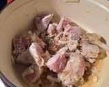 Une image de l'étape 1 de Ragoût de porc, tomate et pois chiches.