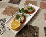 Foto del paso 2 de la receta: Medallones de merluza en lékué con pisto de calabacín