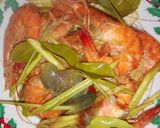 รูปขั้นตอนการทำที่ 4 ของ กุ้งอบสมุนไพร หม้อไฟฟ้า