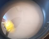 Foto del paso 2 de la receta: Almíbar básico para torta