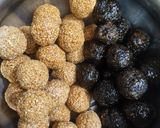 तिल गुड़ लड्डू (Til gud laddu recipe in hindi) रेसिपी चरण 5 फोटो