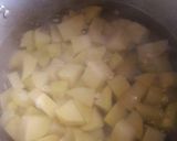 Foto del paso 1 de la receta: Spaghetti con papas a la mantequilla & carne