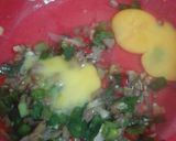 Foto langkah ke 4 dari resep Martabak telur baso kulit lumpia.