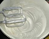 Foto langkah ke 4 dari resep Banana Chiffon Cake.