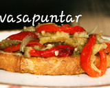 Foto del paso 1 de la receta: Tosta de Espencat 🍆🍆 🌶 🌶 🌍