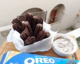 A picture of step 11 of OREO Churros.