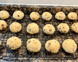Foto del paso 11 de la receta: Galletitas blandas de coco y pepitas de chocolate