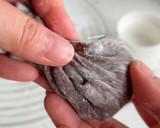 Foto langkah ke 9 dari resep Chocolate Mochi Ice Cream.