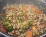 Foto del paso 3 de la receta: Pollo con brócoli y almendras estilo comida china