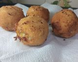 A picture of step 8 of Potatoes cheese balls 😋😋😋.