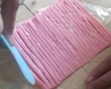 Foto langkah ke 7 dari resep Gethuk Telo Gulung dan Lindri tanpa Cetakan.