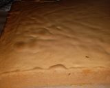 Foto langkah ke 6 dari resep Cake potong toping buah segar.