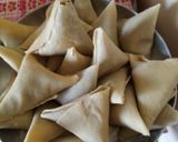 A picture of step 6 of Green gram(pojo) samosas.