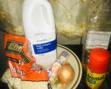 A picture of step 1 of Cream samp &chicken feet with veggies.