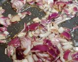 Foto del paso 3 de la receta: Llampuga o Pez Limón, en salsa de verduras mediterráneas