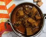 A picture of step 3 of Yam curry.