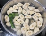 Foto langkah ke 2 dari resep 22. Kolak Pisang Labu.