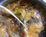 Gambar langkah 6 resipi Tom Yam Ayam ala Thai.
