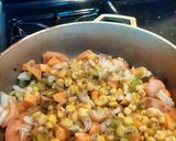 Foto del paso 2 de la receta: Locrio de chuleta y pollo.