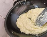 A picture of step 3 of Mawa Gujiya.