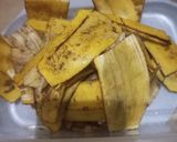 Foto langkah ke 1 dari resep Abon Kulit Pisang Cavendis ♡13♡.
