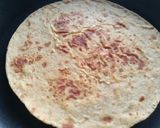 A picture of step 3 of Paratha Thin Crust Pizza.