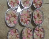 Foto langkah ke 1 dari resep Puding roti tawar panggang.