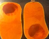 Une image de l'étape 1 de Courge butternut rôtie au four.