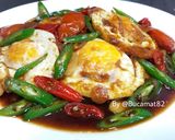 Foto langkah ke 5 dari resep Telur ceplok kecap manis.