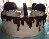 A picture of step 4 of Oreo cake.