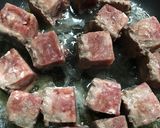 Foto langkah ke 2 dari resep Butter Rice Saikoro Beef.
