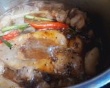 Hình bước làm 2 của món Cá bông lau kho sốt tiêu