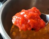 Savanyú káposztás-kolbászos-virslis leves recept fázis 10 fotója
