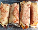 Foto langkah ke 6 dari resep Salad Wrap.