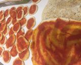 Foto del paso 5 de la receta: Pizza o pizzetitas de tomate o de cebolla