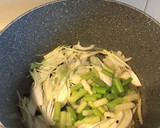 Foto del paso 2 de la receta: Habas y guisantes a la catalana