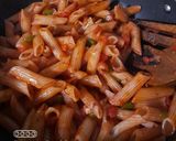 A picture of step 9 of Pasta Pizza.