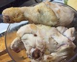 Foto del paso 1 de la receta: Pollo a la cerveza negra + papas con salsa provenzal