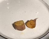 Foto del paso 9 de la receta: Tortilla de patatas y cebolla, la típica, para dos que se cuidan!! (muy light)
