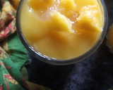 மாம்பழ நுங்கு மில்க்க்ஷேக்(ice apple mango milkshake recipe in tamil) ரெசிபி ஸ்டேப் 4 புகைப்படம்