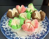 Foto langkah ke 5 dari resep Bolu Kukus Mekar Merah Putih.