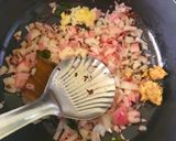 A picture of step 2 of Kale chane ki curry (tarri).