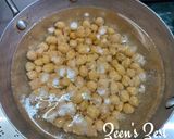 A picture of step 1 of Quinoa and Chickpea Salad.